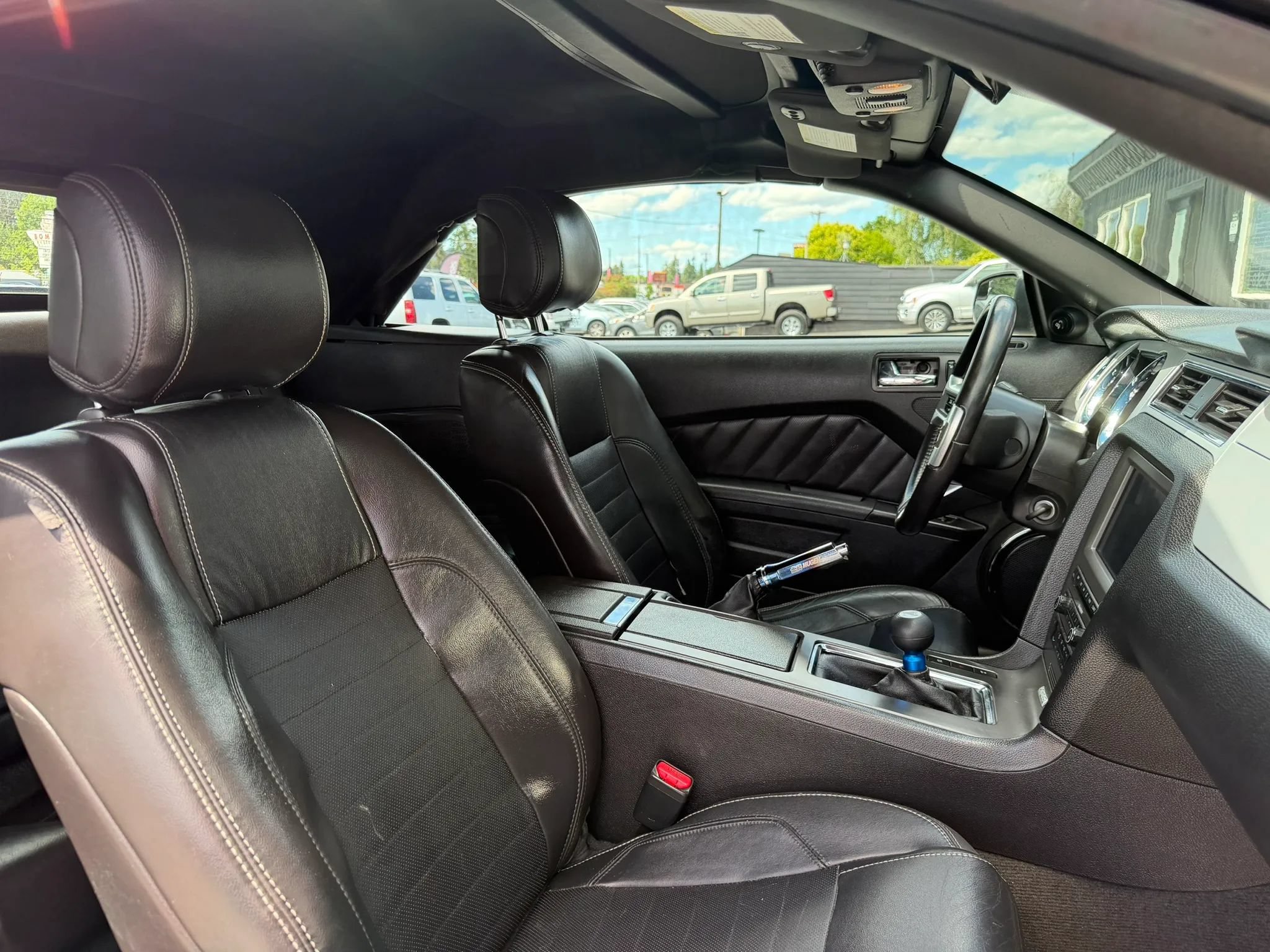 Used 2014 Ford Mustang GT w/ Electronics Package RWD image 35