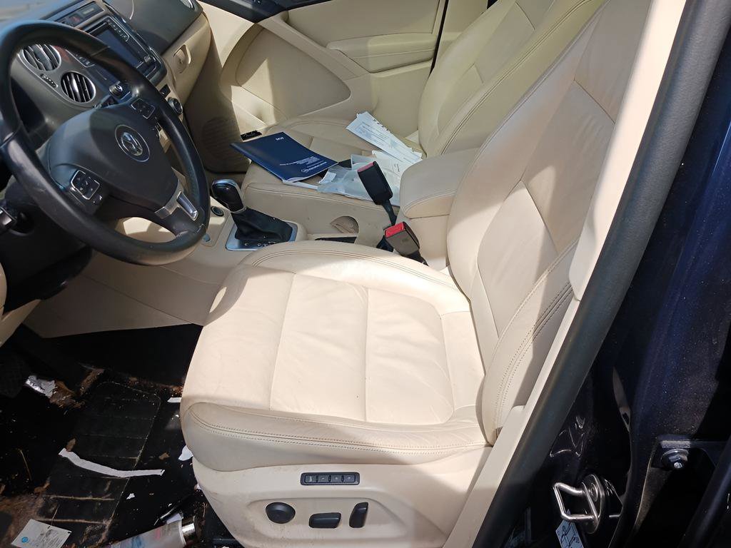 Used 2016 Volkswagen Tiguan R-Line image 2