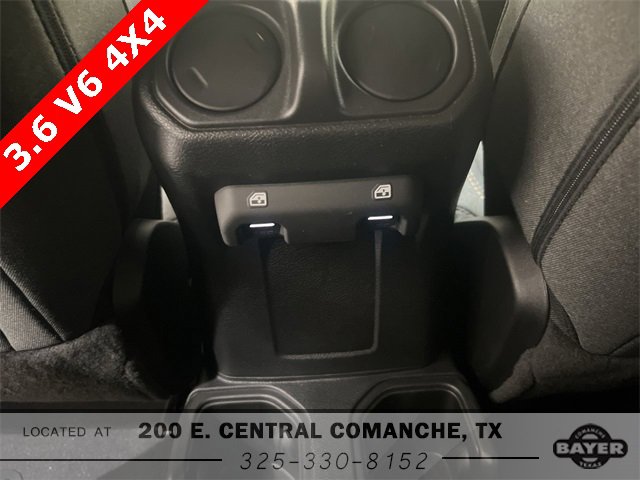 Used 2024 Jeep Wrangler Sport S image 19