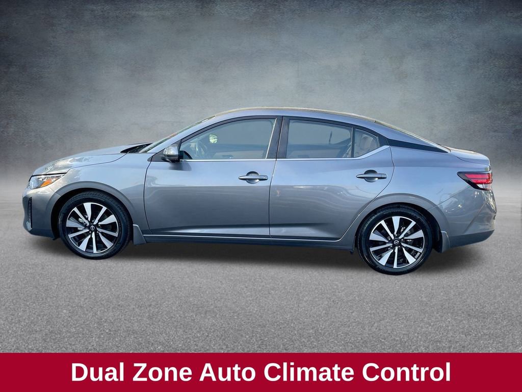 Used 2024 Nissan Sentra SV w/ SV Premium Package image 12