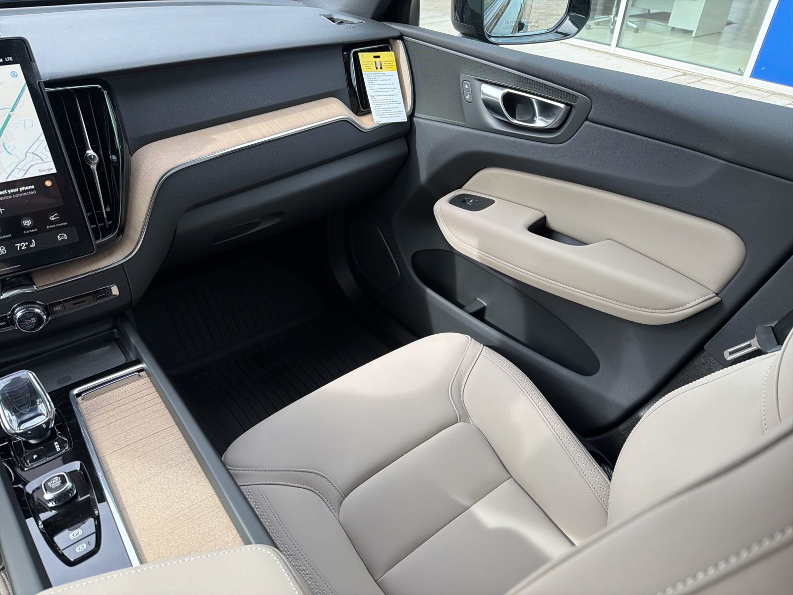 New 2026 Volvo XC60 T8 Plus w/ Protection Package Premier image 13