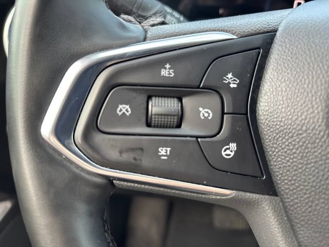 Used 2025 Chevrolet Trax LT w/ LT Convenience Package FWD image 19