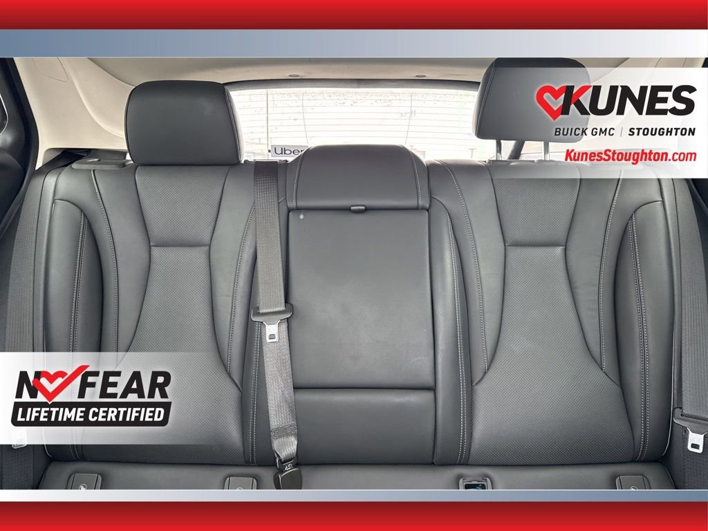 Used 2023 Buick Envision Essence image 29