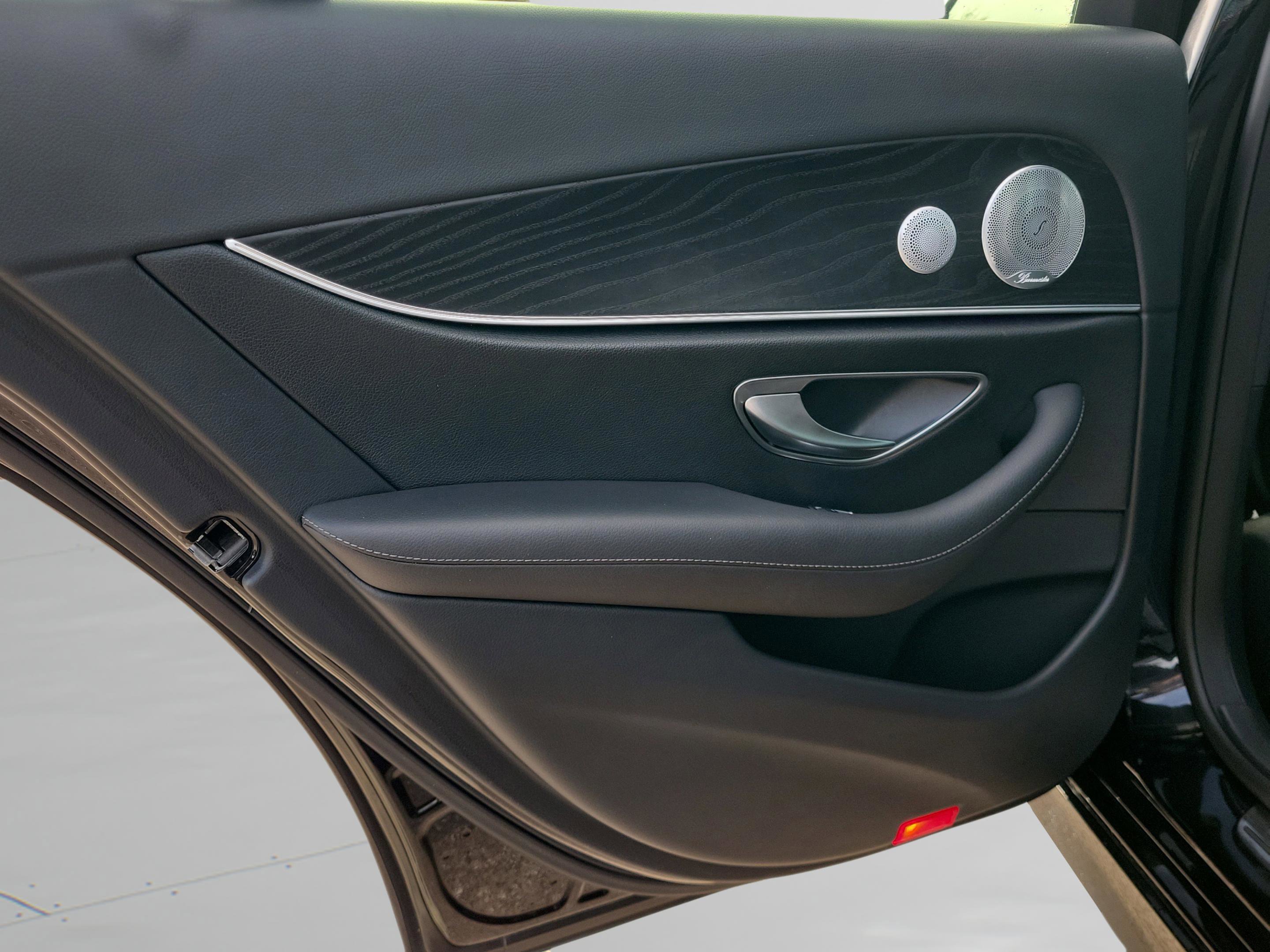 Used 2020 Mercedes-Benz E 350 Sedan image 12