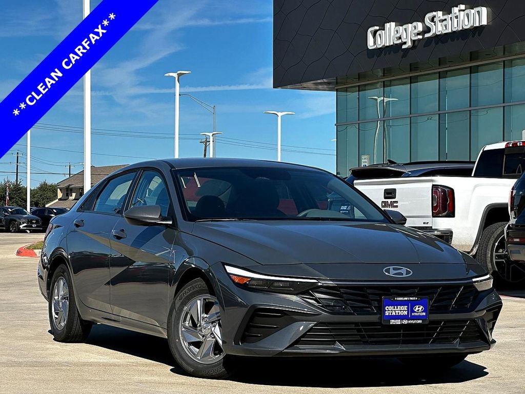 Used 2024 Hyundai Elantra SE
