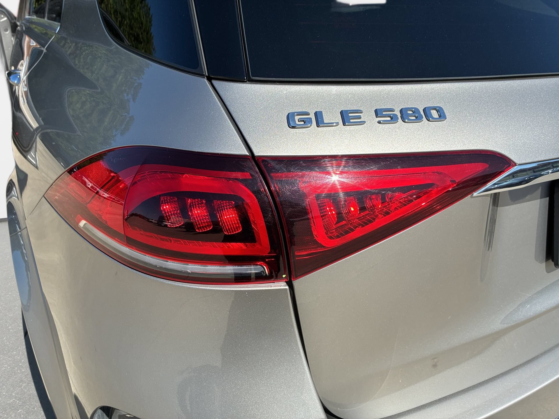 Used 2021 Mercedes-Benz GLE 580 4MATIC image 33
