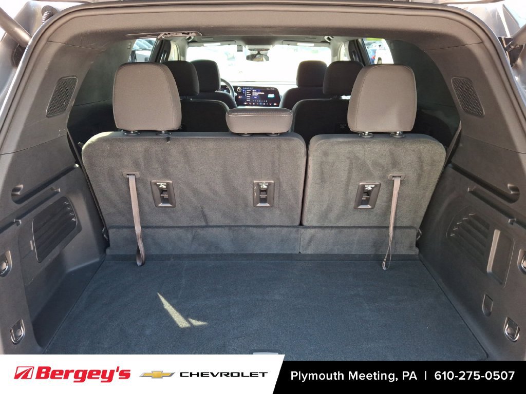 Certified 2026 Chevrolet Traverse LT AWD/4WD image 32