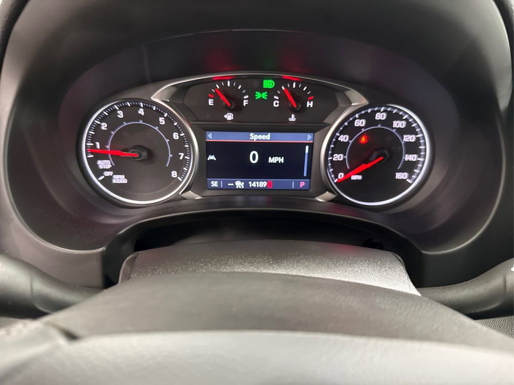 Used 2024 GMC Terrain SLT image 23