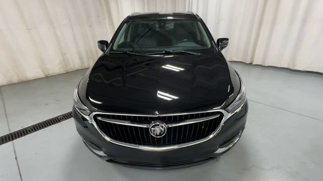 Used 2020 Buick Enclave Premium w/ Sun and Sites Package AWD/4WD image 3