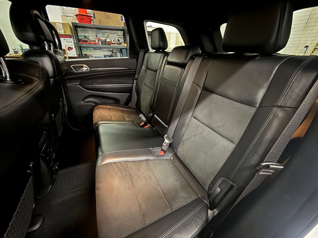 Used 2019 Jeep Grand Cherokee Altitude AWD/4WD image 27