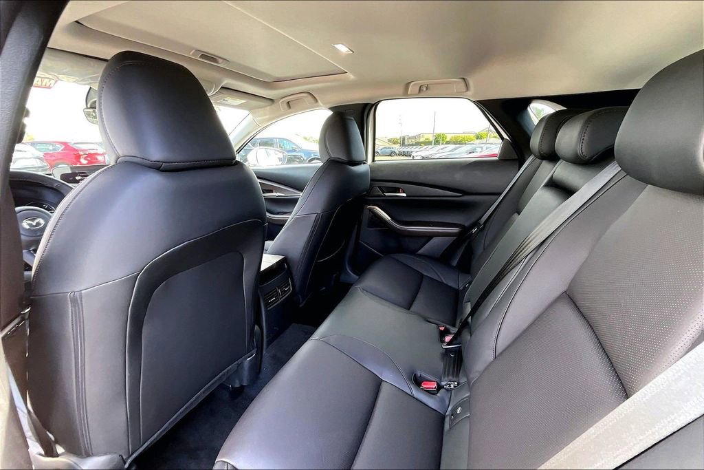 Used 2025 MAZDA CX-30 AWD 2.5 S w/ Premium Package image 16