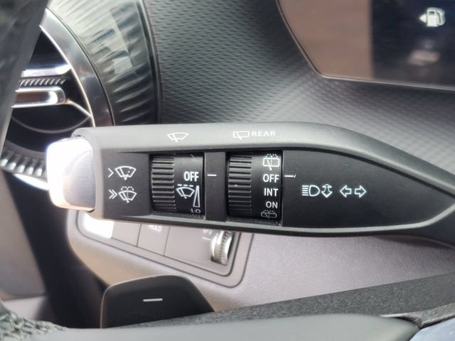 Used 2026 Chevrolet Equinox LT FWD image 27