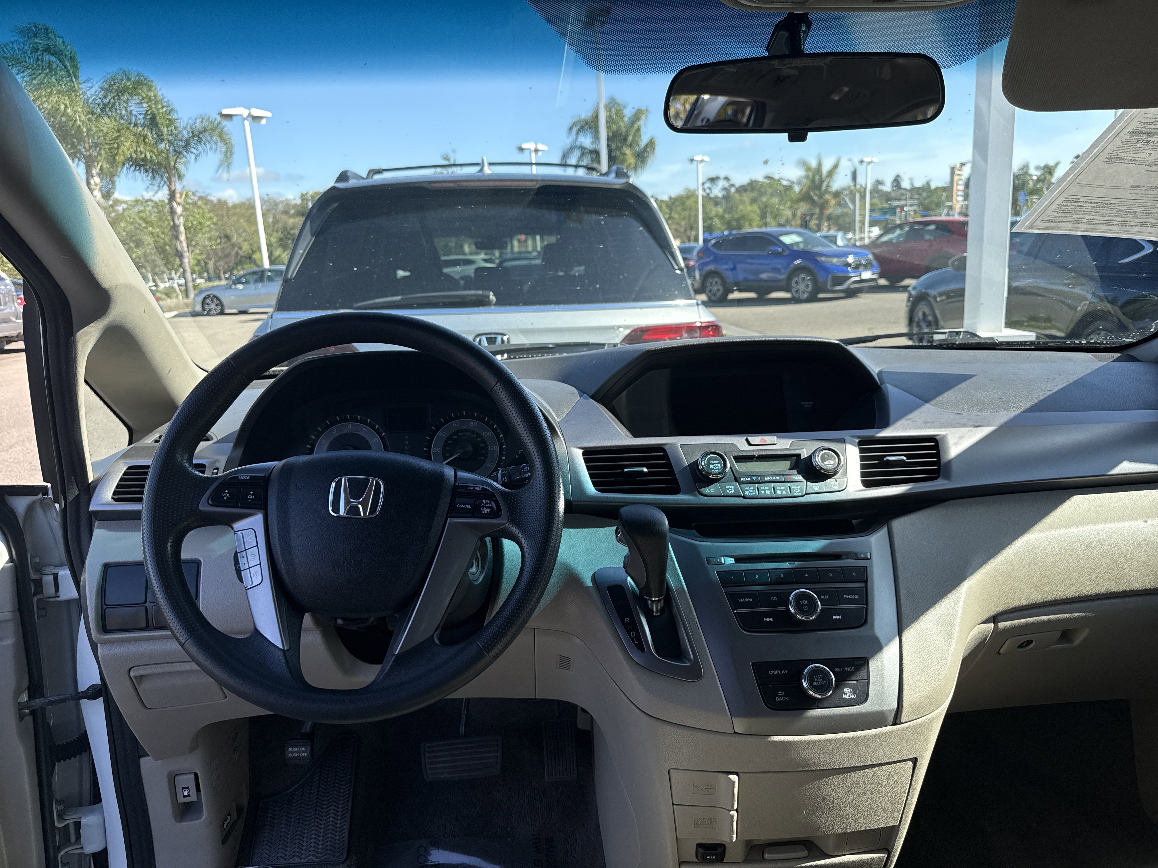 Used 2014 Honda Odyssey LX image 12