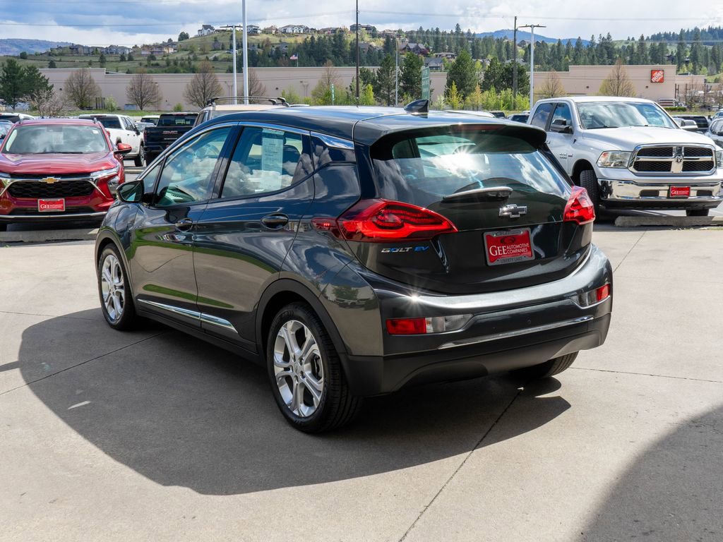 Used 2021 Chevrolet Bolt LT FWD image 5