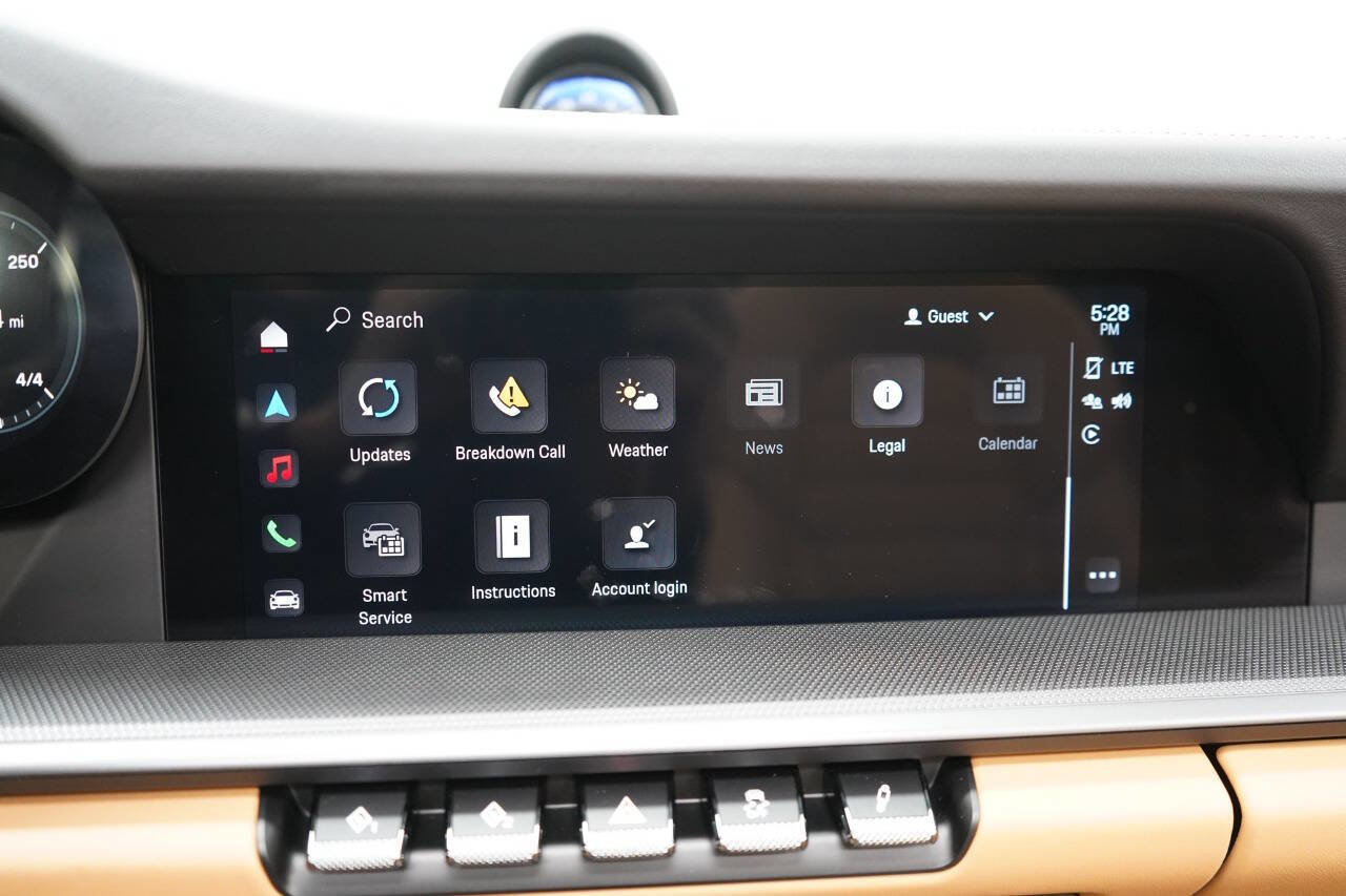 Used 2024 Porsche 911 Targa 4S w/ Premium Package image 94