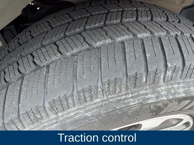 Used 2016 Ford Expedition EL XLT w/ Equipment Group 202A AWD/4WD image 21