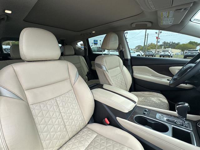 Used 2023 Nissan Murano Platinum w/ Cargo Package FWD image 9