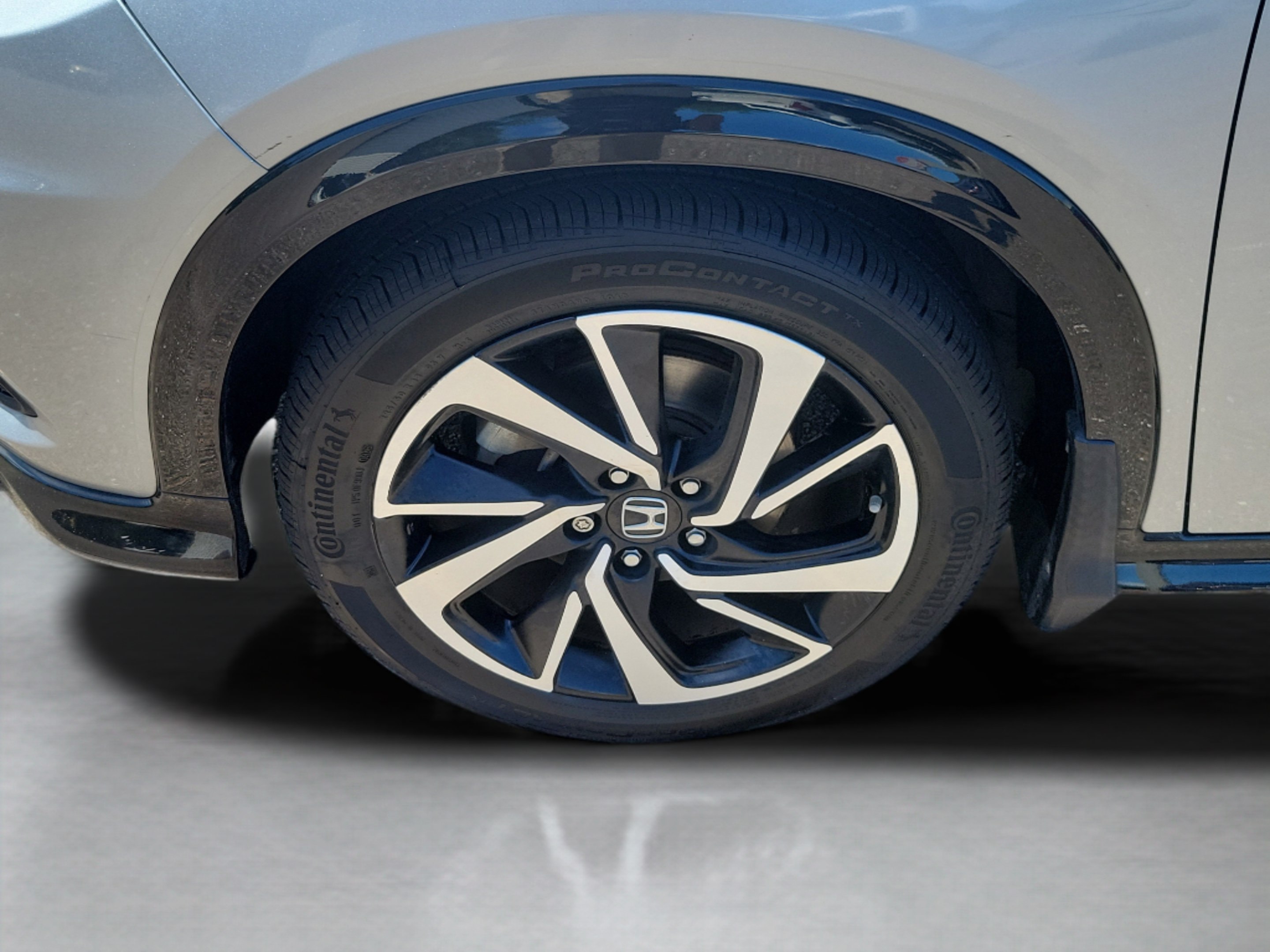 Certified 2019 Honda HR-V Sport image 33