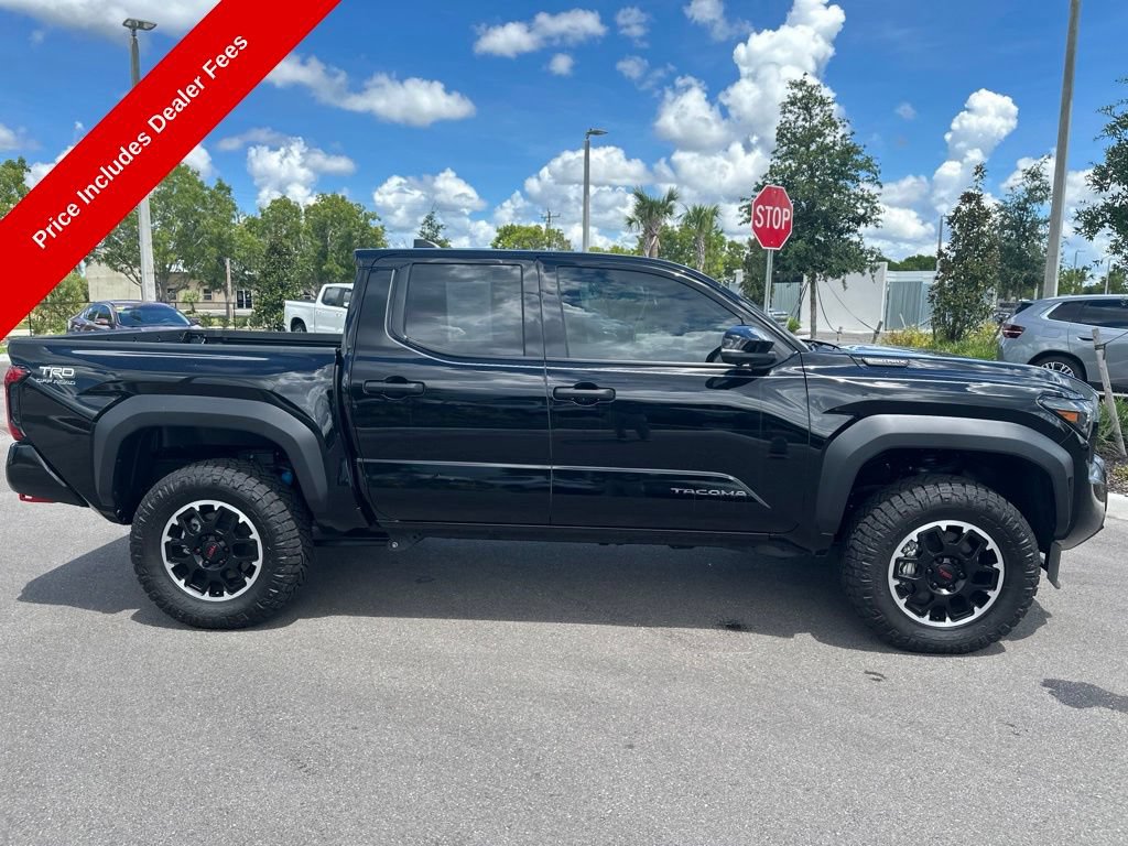 Used 2026 Toyota Tacoma TRD Off-Road w/ TRD Off Road Premium Package AWD/4WD image 5