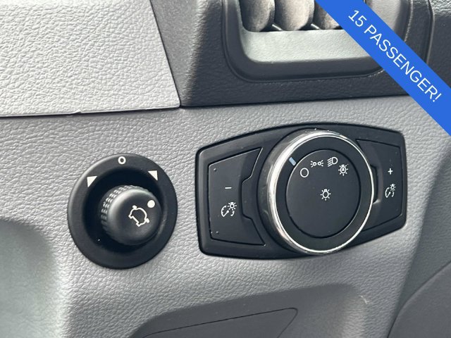 Used 2017 Ford Transit 350 XLT RWD image 16