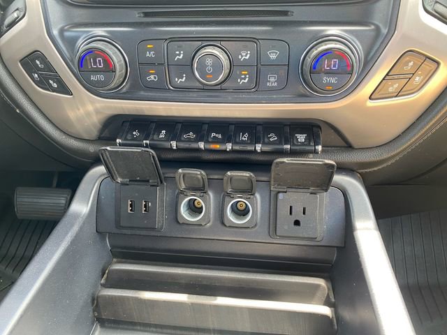 Used 2019 GMC Sierra 2500 Denali w/ Duramax Plus Package AWD/4WD image 27