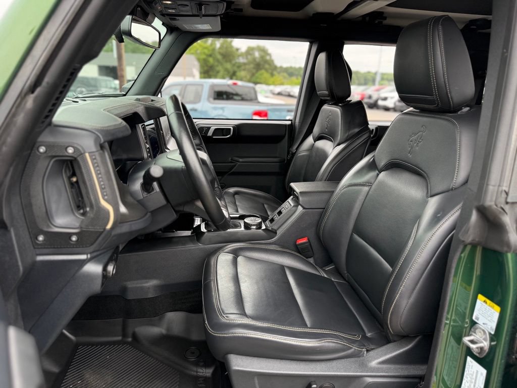 Used 2025 Ford Bronco Badlands AWD/4WD image 13