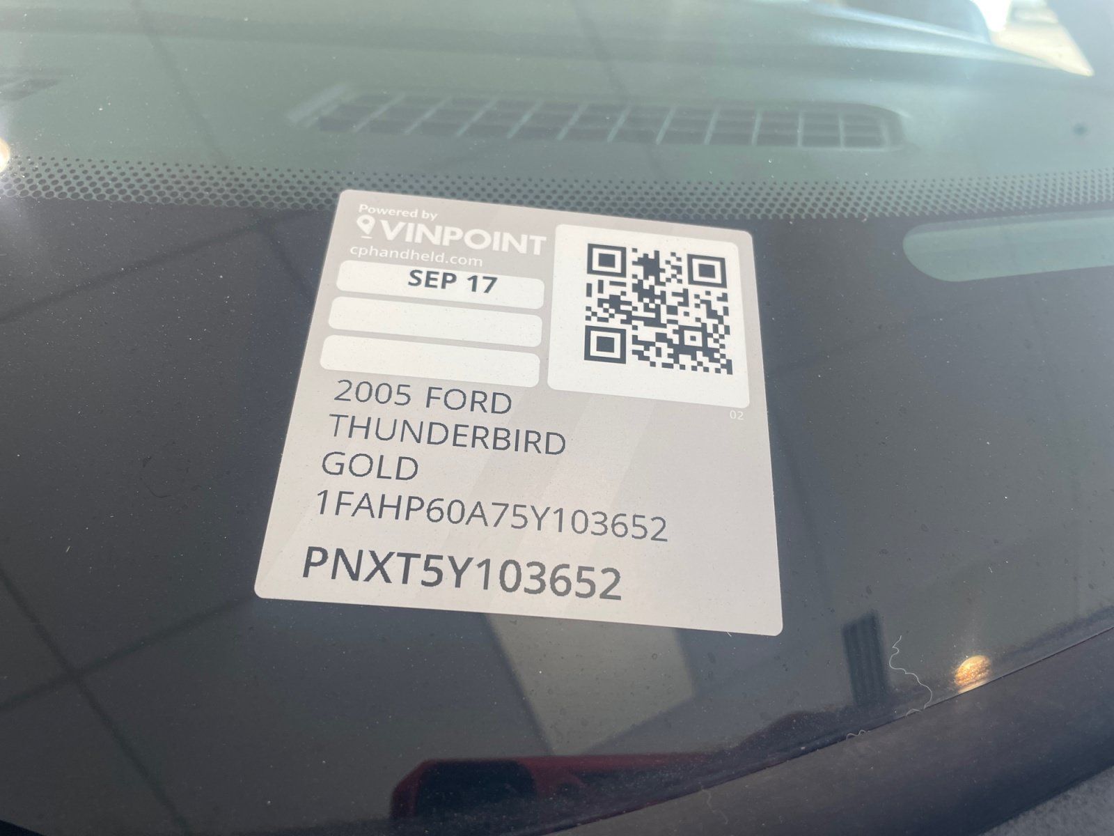 Used 2005 Ford Thunderbird RWD image 20
