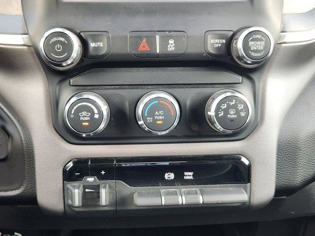 Used 2024 RAM 2500 Big Horn AWD/4WD image 17