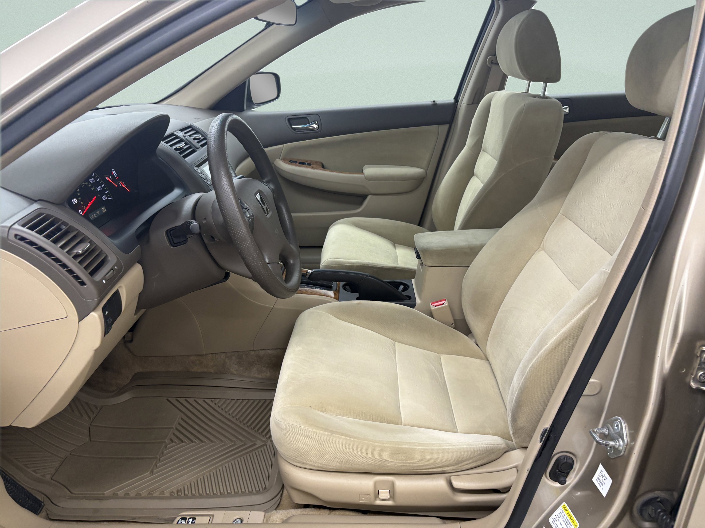 Used 2004 Honda Accord EX image 9