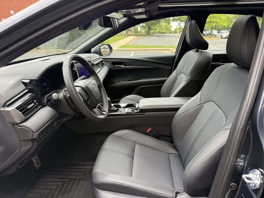 Used 2026 Toyota Camry XSE AWD/4WD image 13