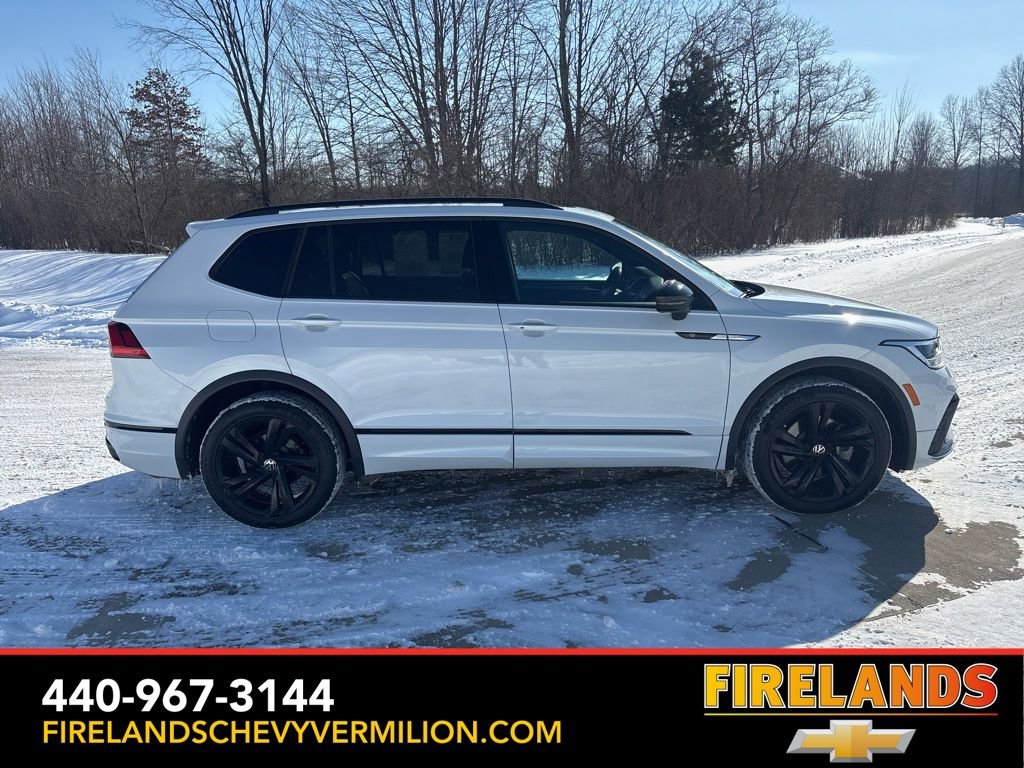 Used 2023 Volkswagen Tiguan SE R-Line image 10