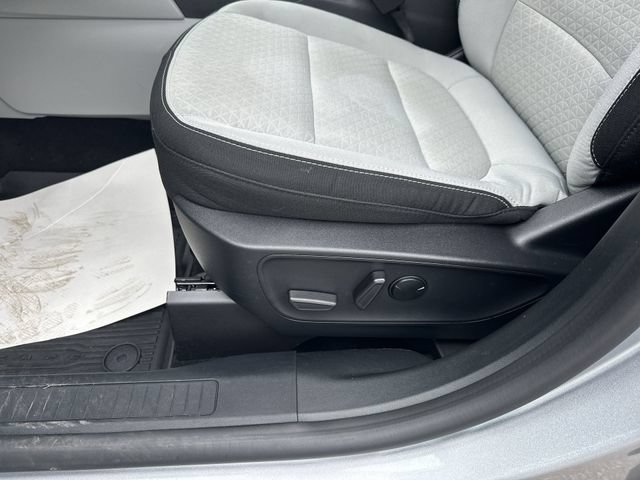 Used 2024 Ford Escape Active w/ Tech Pack #1 AWD/4WD image 16