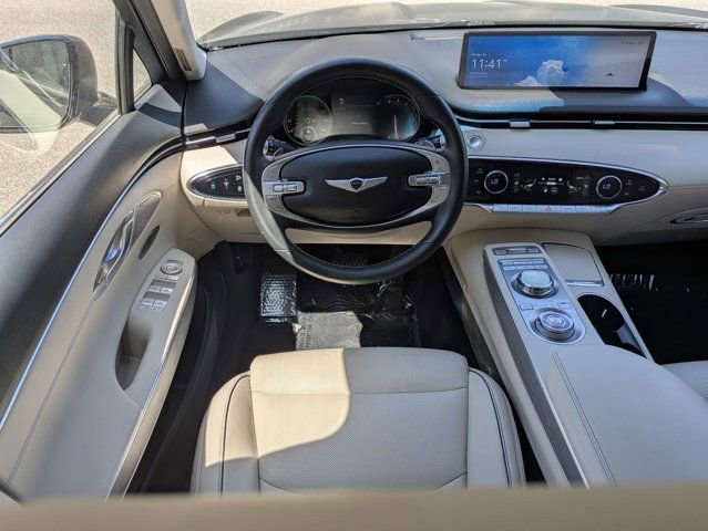 Used 2023 Genesis GV70 2.5T w/ Advanced Package AWD/4WD image 17