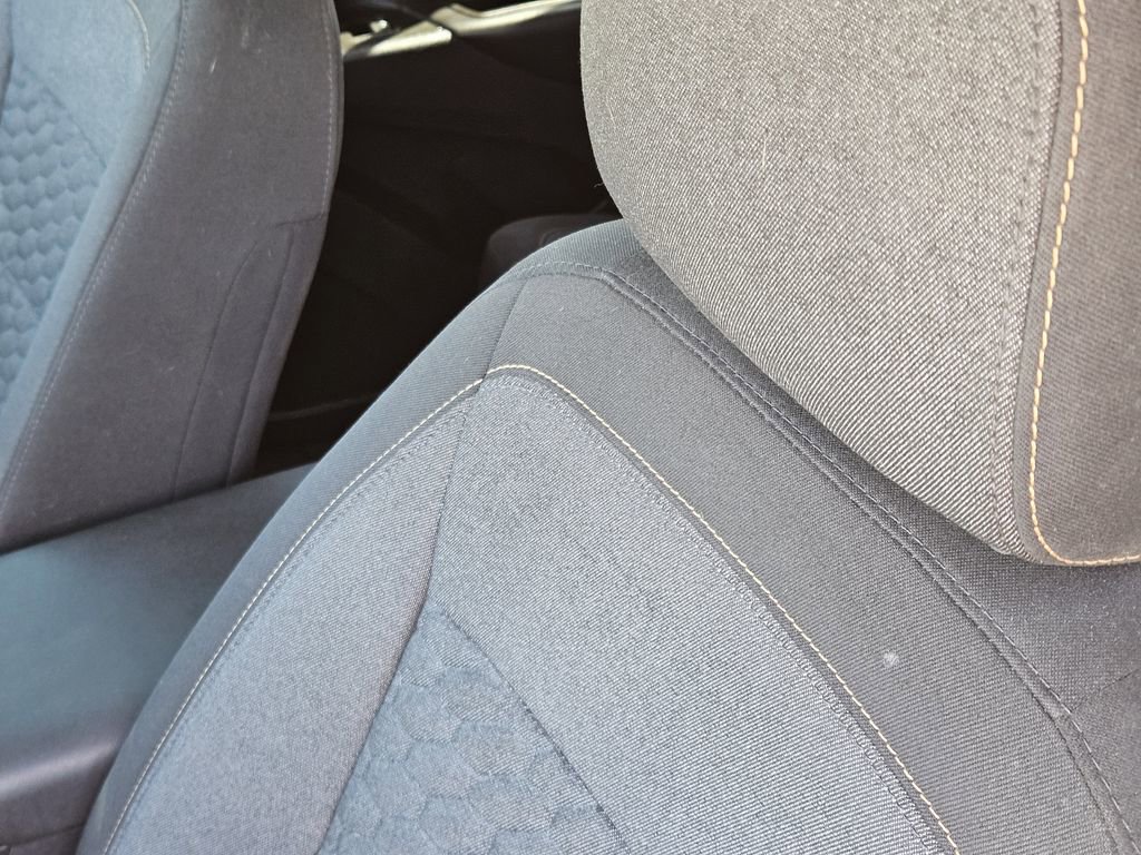 Used 2020 Chevrolet Equinox LT FWD image 31
