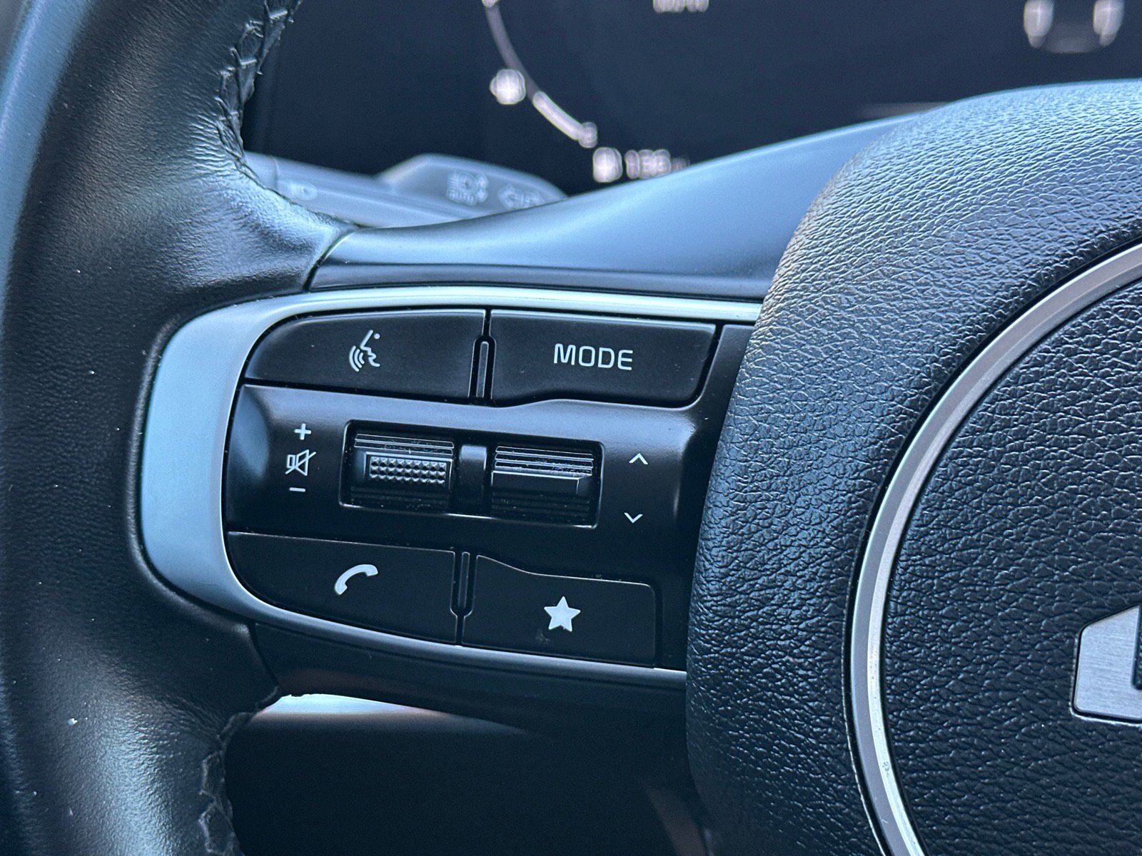 Certified 2024 Kia Sportage SX image 11