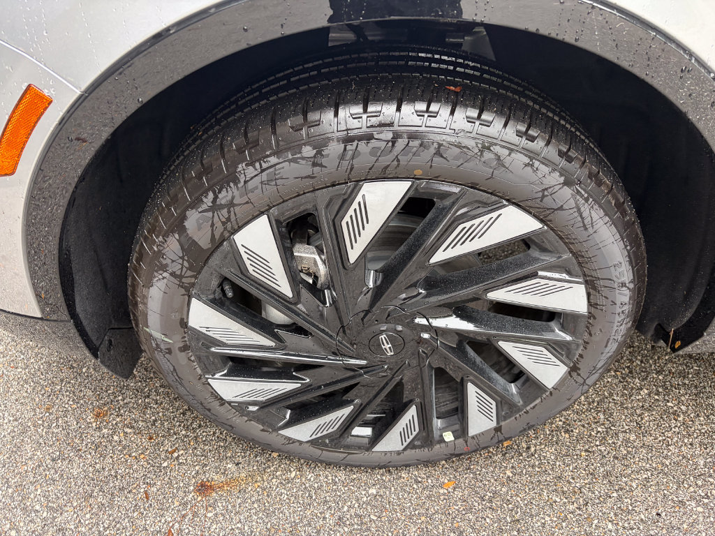 New 2026 Lincoln Nautilus Reserve AWD/4WD image 58