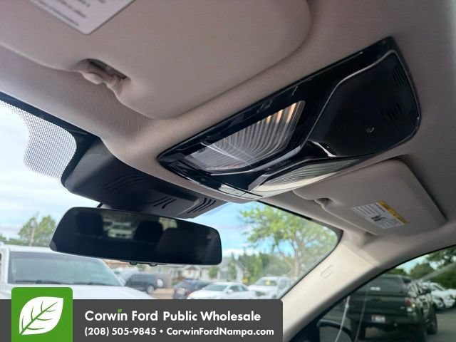 Used 2021 BMW X7 xDrive40i w/ Premium Package AWD/4WD image 21