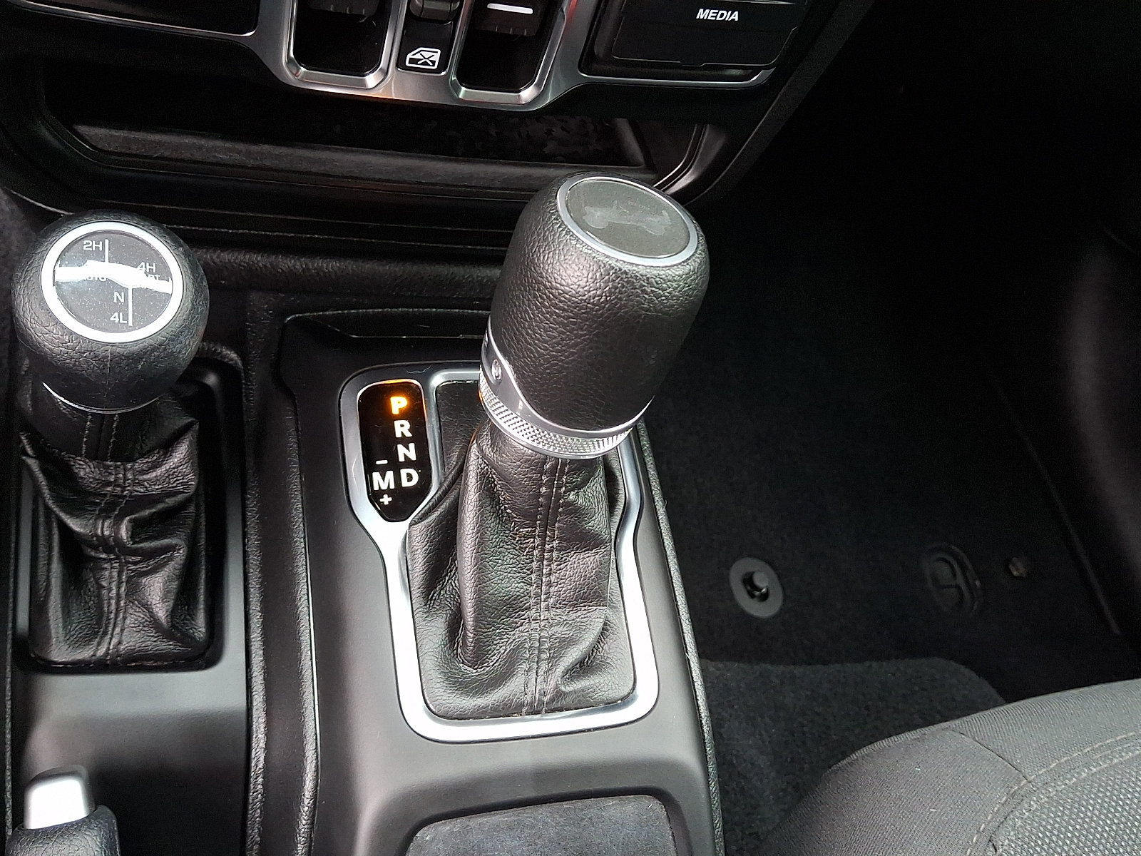 Used 2023 Jeep Wrangler Unlimited w/ Cold Weather Group AWD/4WD image 11