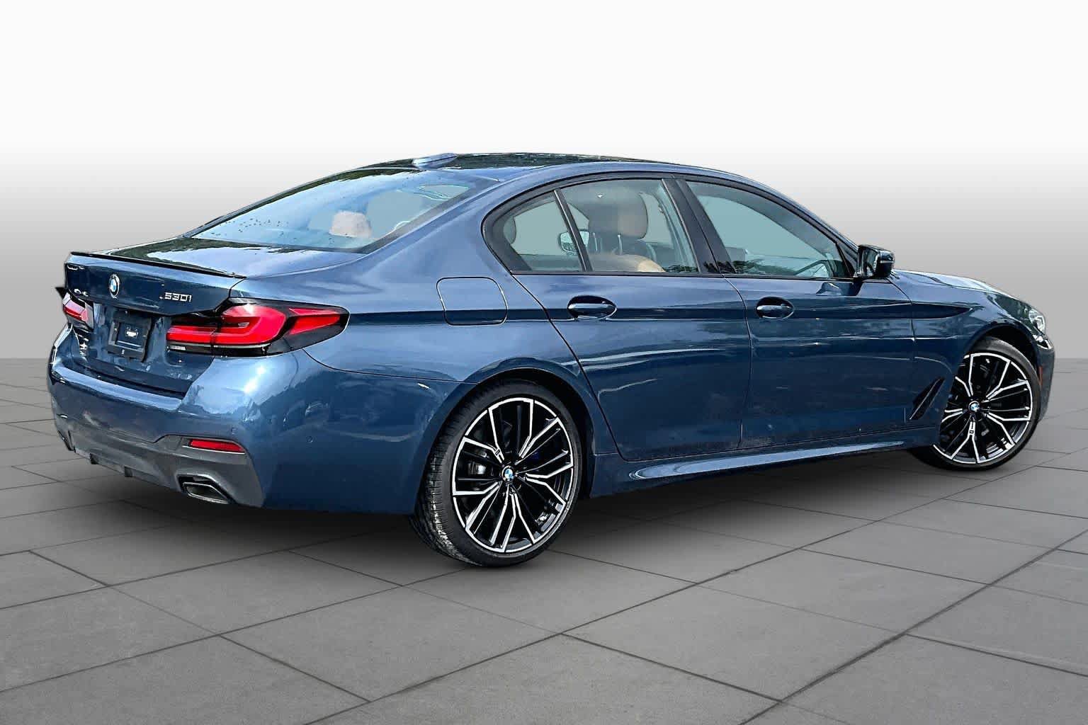 Used 2023 BMW 530i w/ M Sport Package RWD image 13