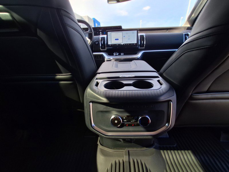 New 2025 Ford Expedition Platinum image 26