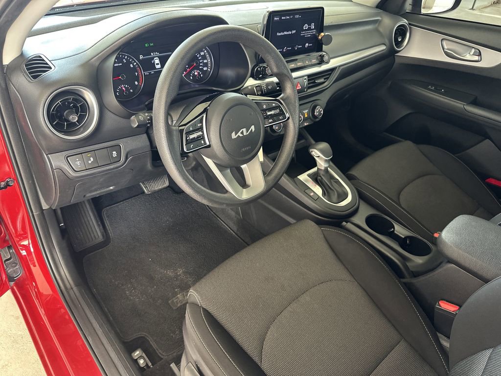 Used 2023 Kia Forte LXS w/ LXS Technology Package image 12
