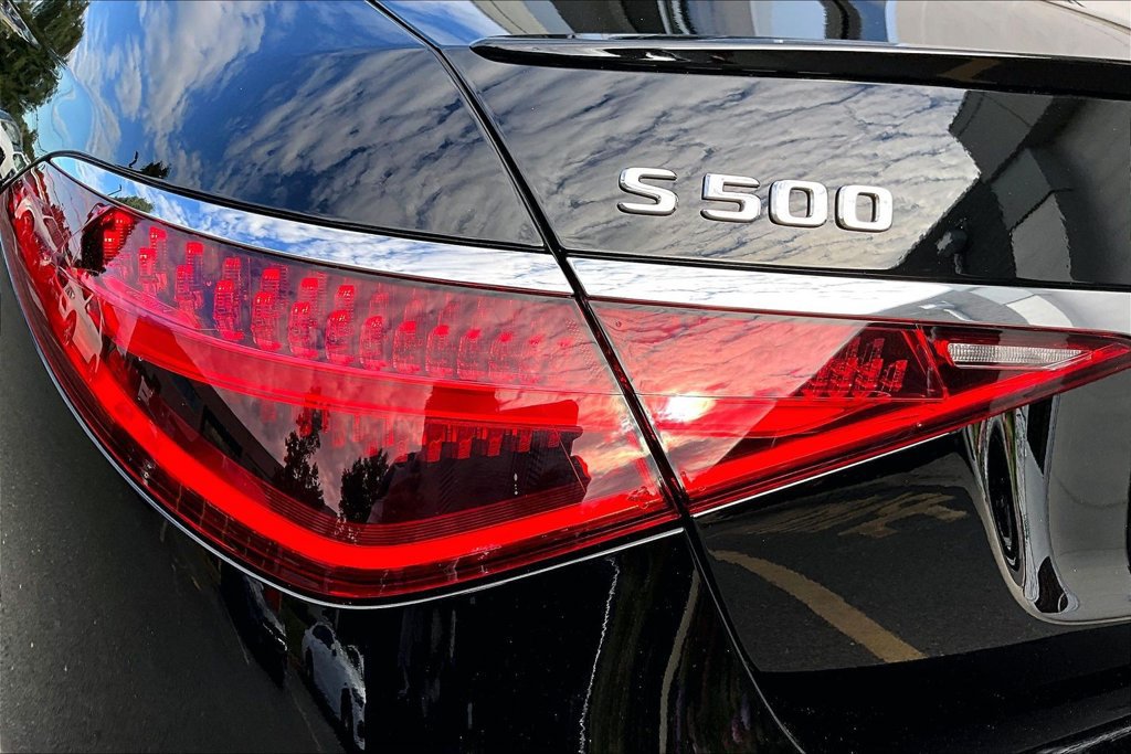 Certified 2023 Mercedes-Benz S 500 4MATIC image 32