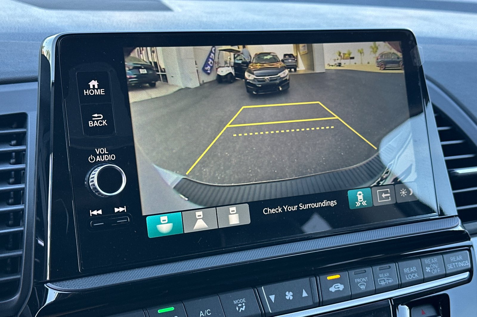 New 2027 Honda Odyssey Touring image 23