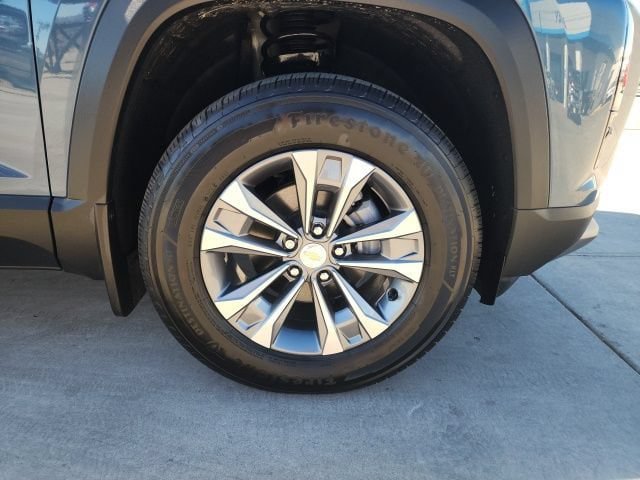 New 2026 Chevrolet Equinox LT w/ Convenience Package II FWD image 13