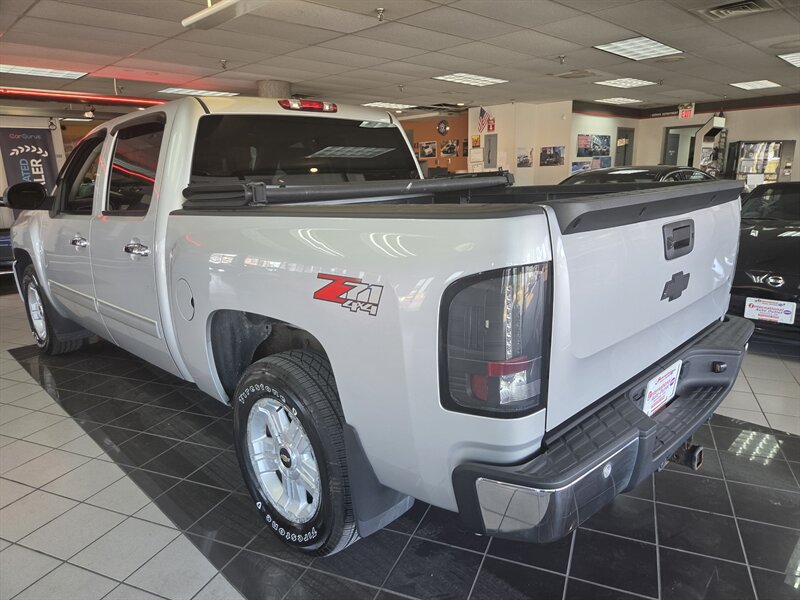 Used 2012 Chevrolet Silverado 1500 LTZ AWD/4WD image 11