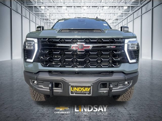 New 2026 Chevrolet Silverado 2500 ZR2 w/ ZR2 Bison Edition AWD/4WD image 3