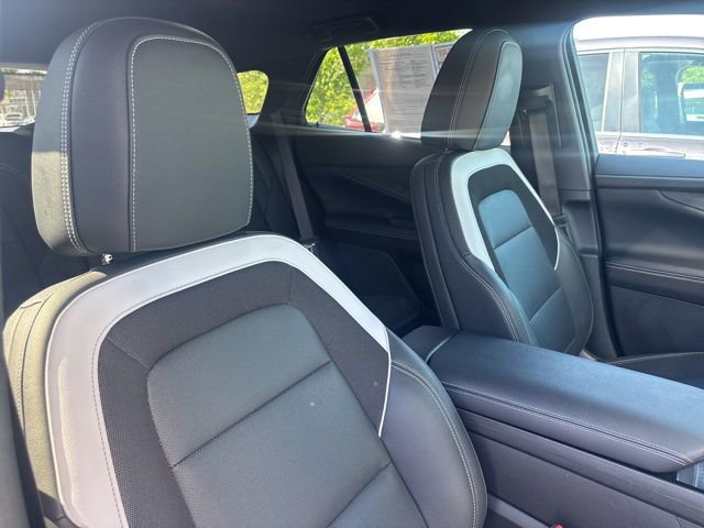 Used 2024 Chevrolet Blazer EV LT AWD/4WD image 11
