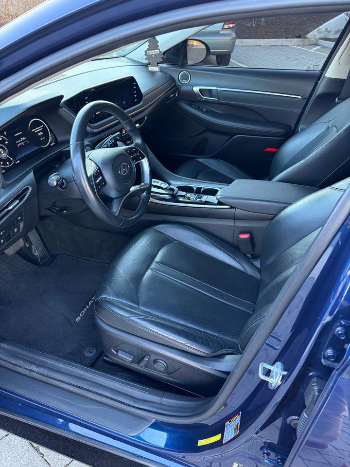 Used 2022 Hyundai Sonata Limited image 8