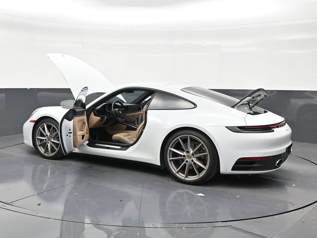 Used 2022 Porsche 911 Carrera RWD image 31