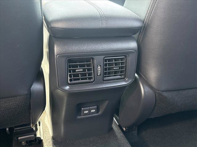 Used 2022 Toyota RAV4 XSE AWD/4WD image 23